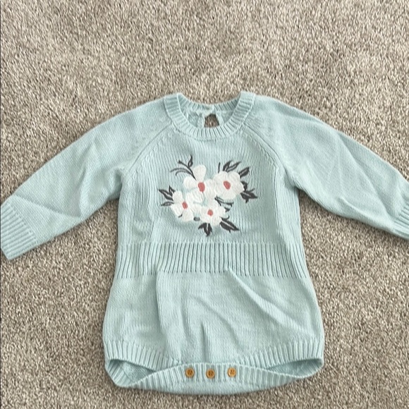 Women's Light Blue Floral Sweater - Picture 1 of 1